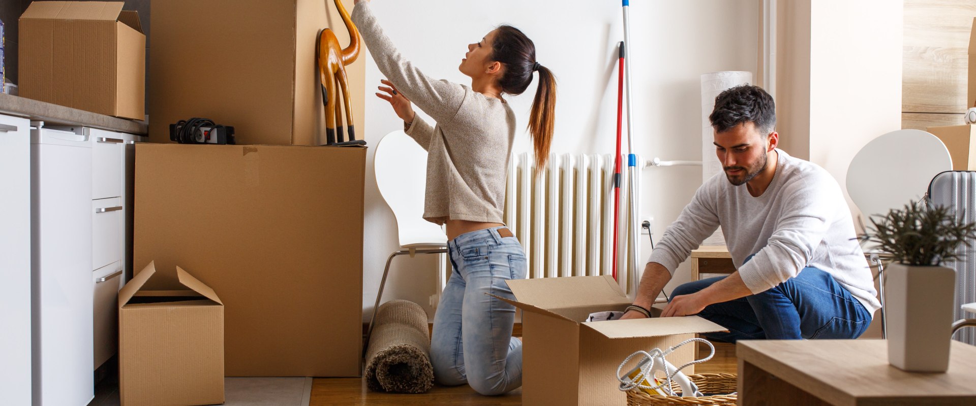 Tracking Your Belongings During a Move with Moving Companies
