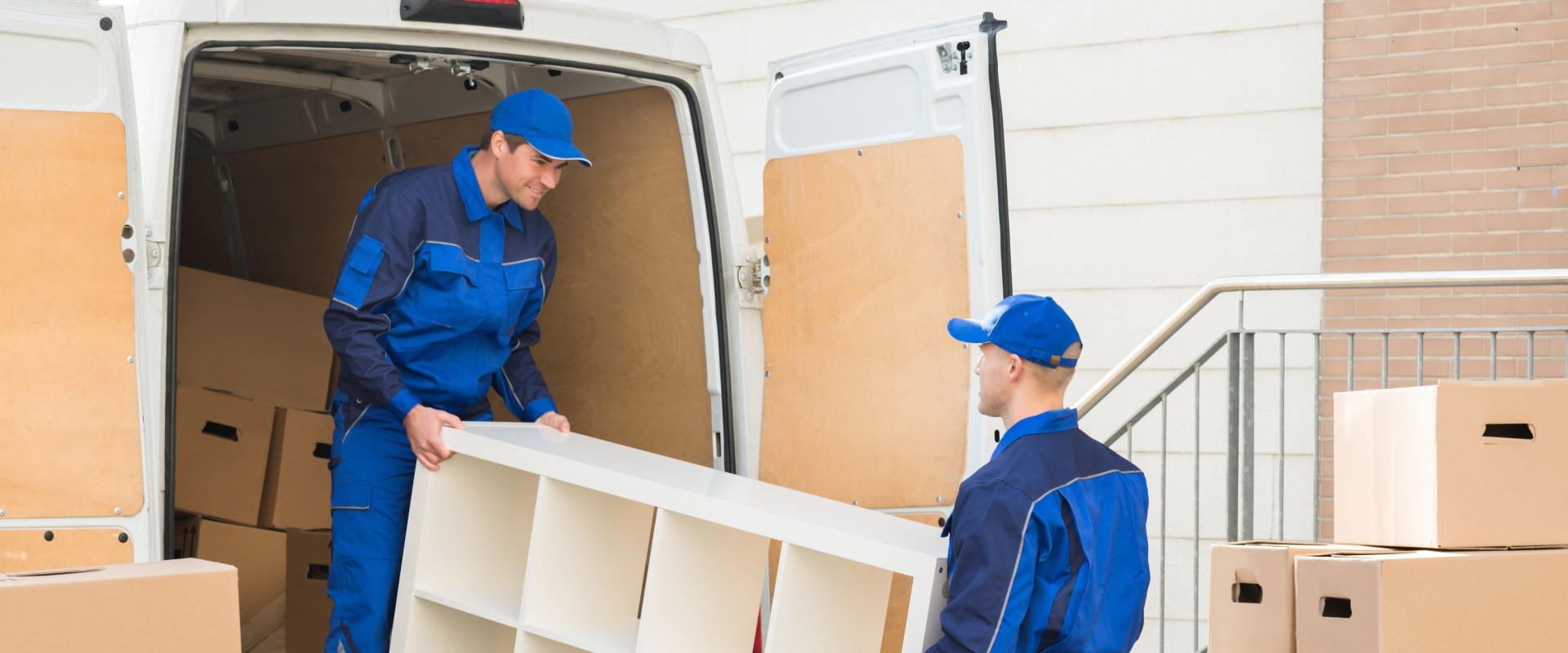 What to Look for in Customer Reviews of Moving Companies