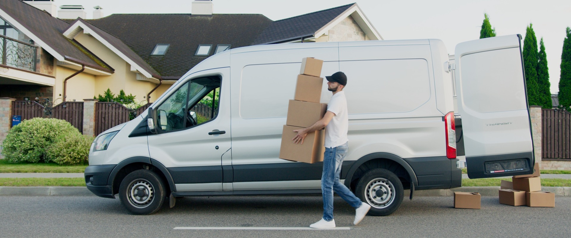 Why Hire A Professional Moving Company For Your New Rochelle Relocation